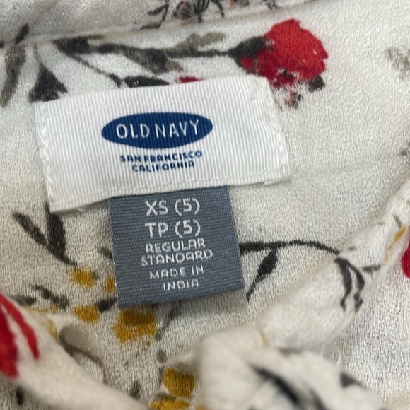 The children’s place girls blouse bundle size XS/S - Picture 9 of 9